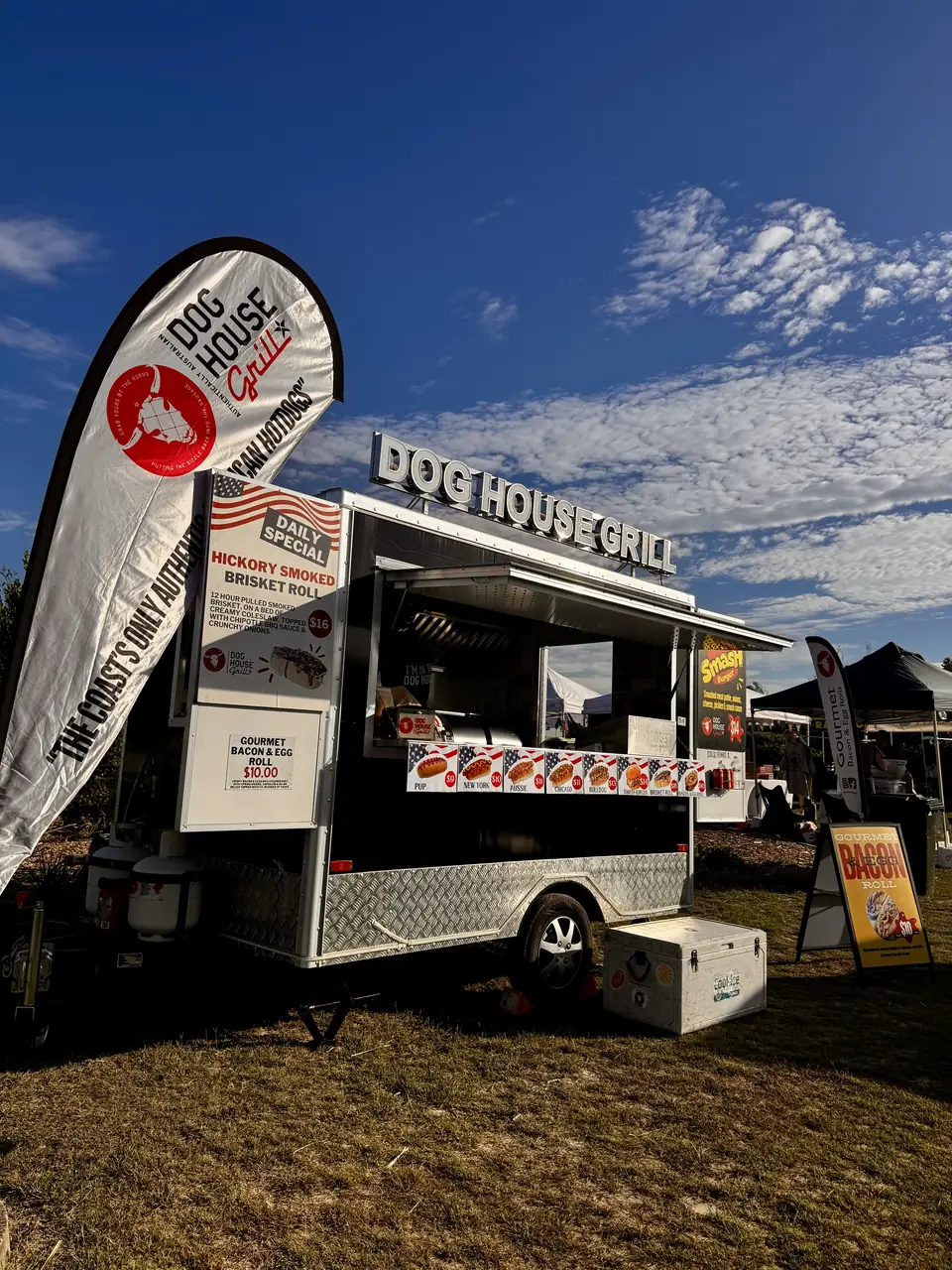 Dog House Grill food truck