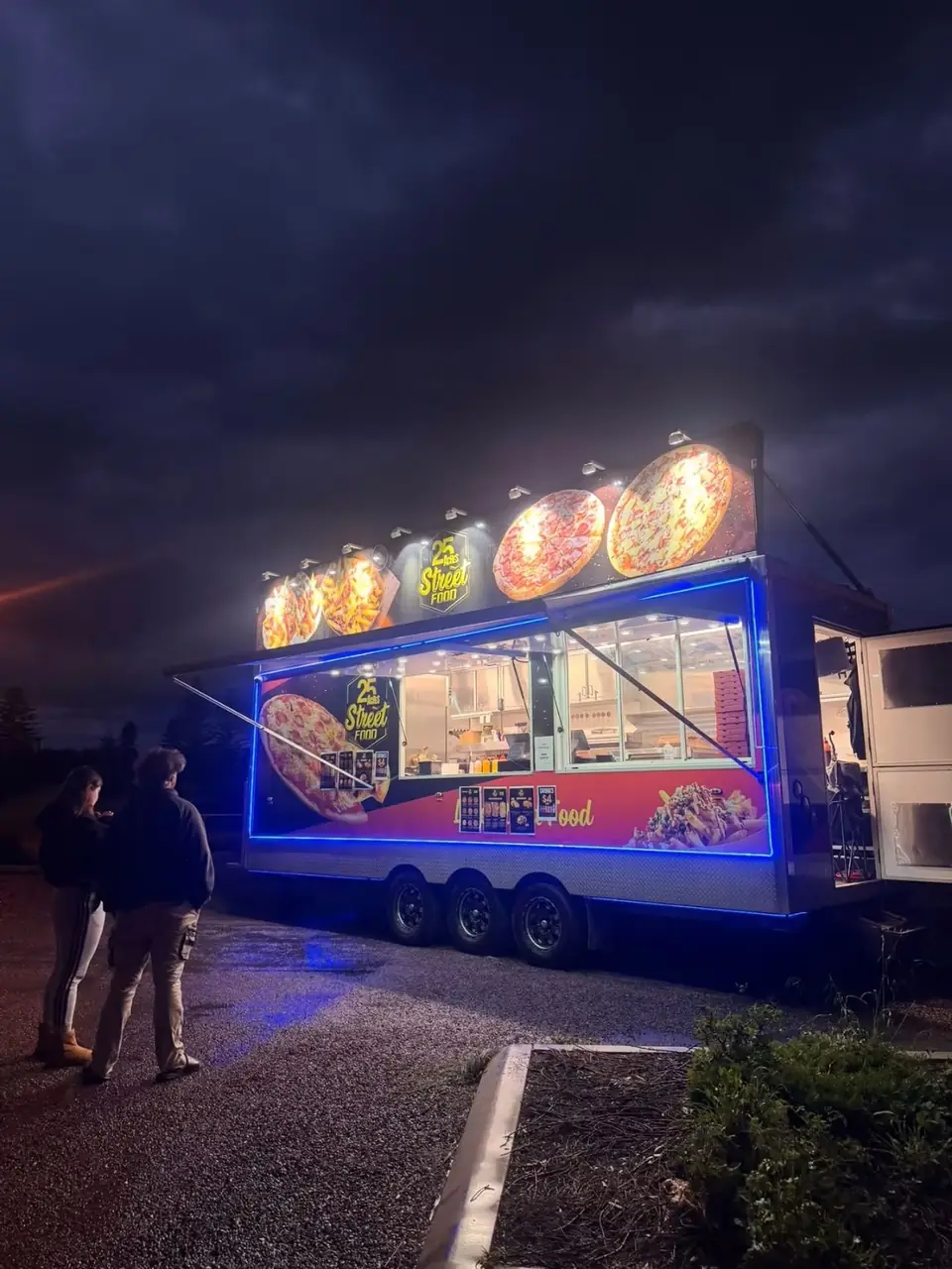 25 Acres Street Food food truck